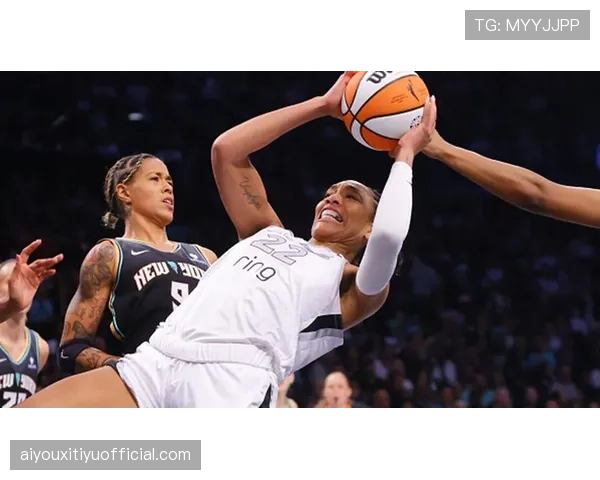 WNBA与NBA联合宣布“Her Time To Play”女孩篮球训练营全球扩展计划 WNBA与NBA联合宣布“Her Time To Play”女孩篮球训练营全球扩展计划